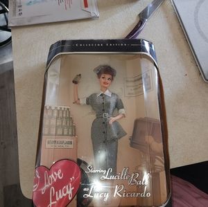 1997 barbie Lucille ball collector doll. New in box